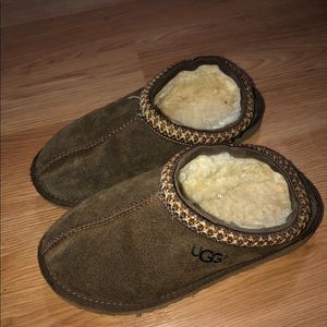 Ugg clogs